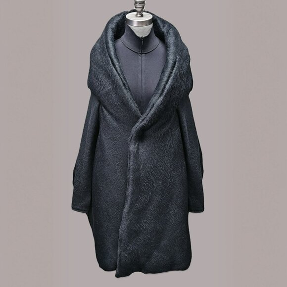 Marie Saint Pierre Two-Layered Zip Up Coat - Picture 2 of 5